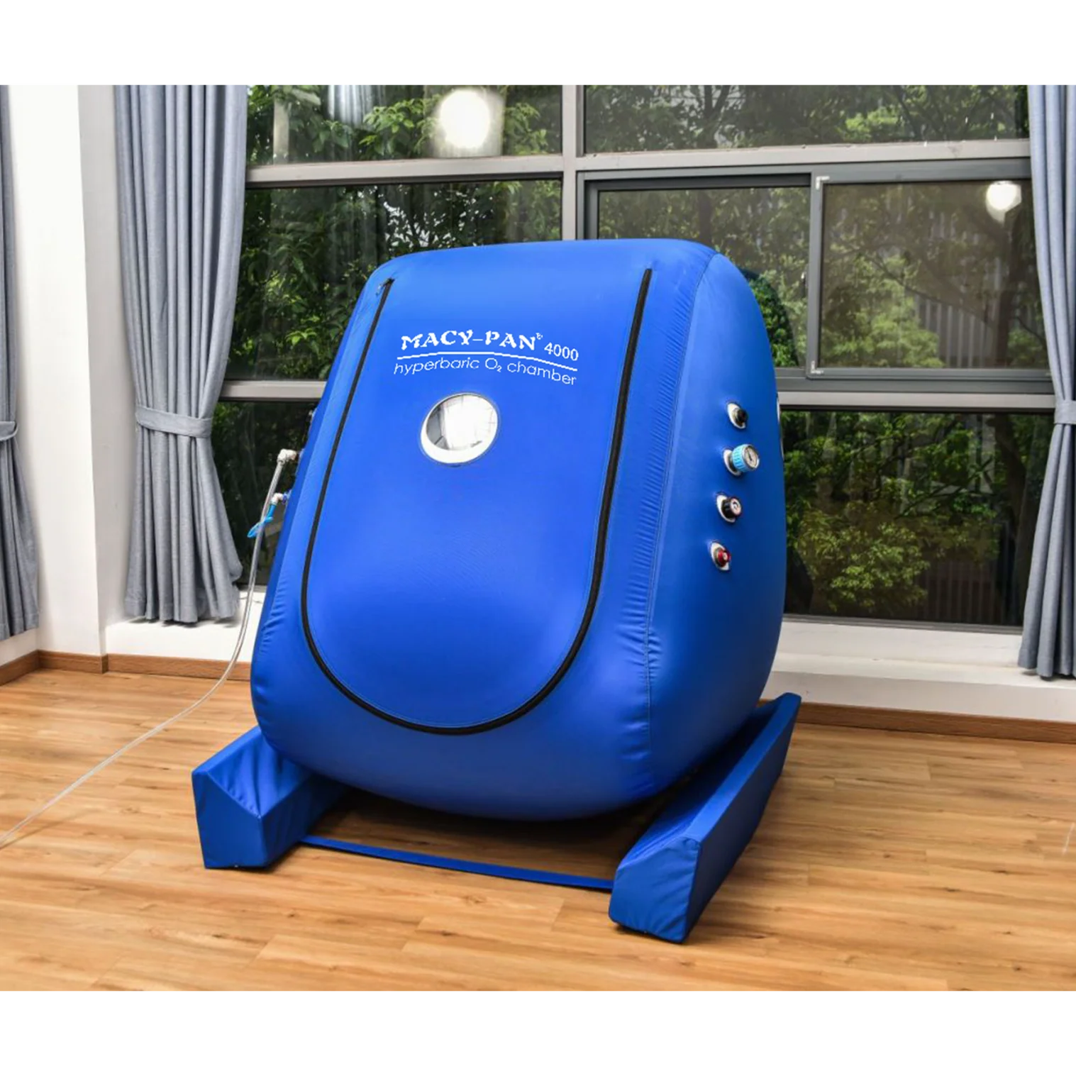 Macy-Pan MC4000 Wheelchair & Double Seated Hyperbaric Chamber 1.3 to 1.4 ATA